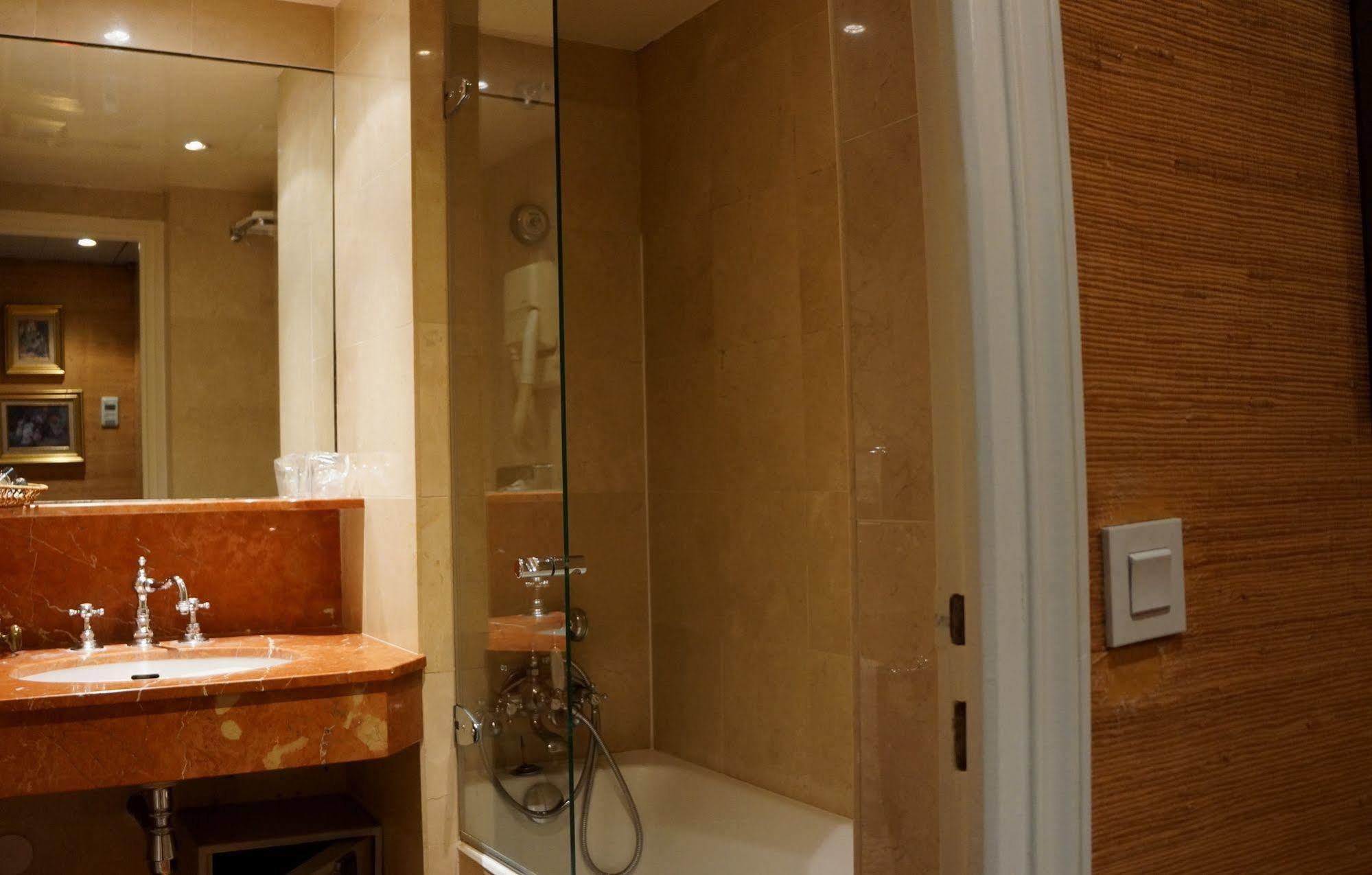 Le Relais Medicis Otel Paris Dış mekan fotoğraf